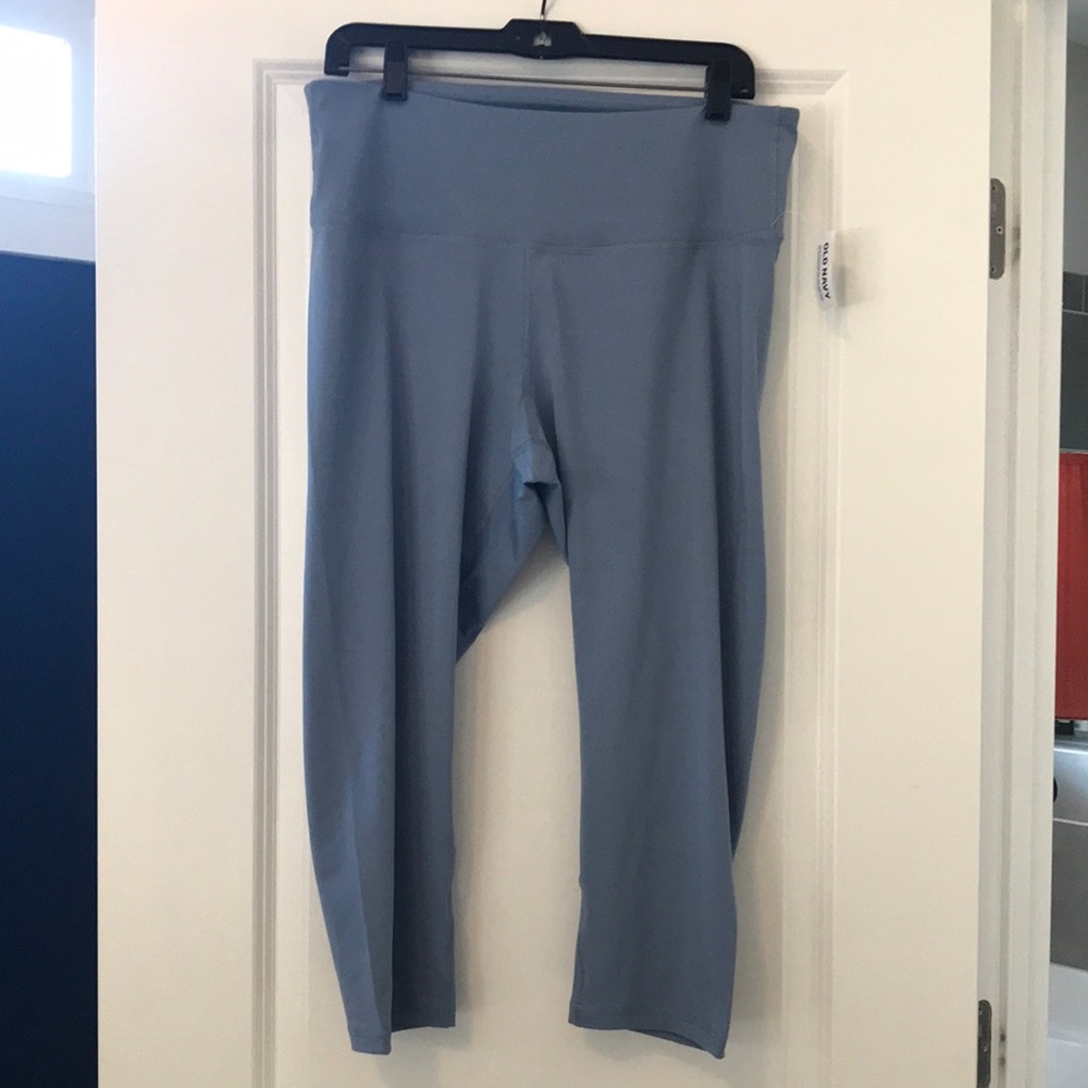 Old Navy Capri/Crop leggings, XL